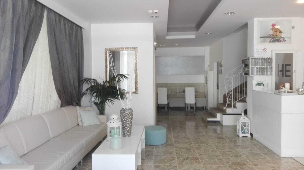 Hotel Ermeti B&B Brunch Riccione Exterior foto