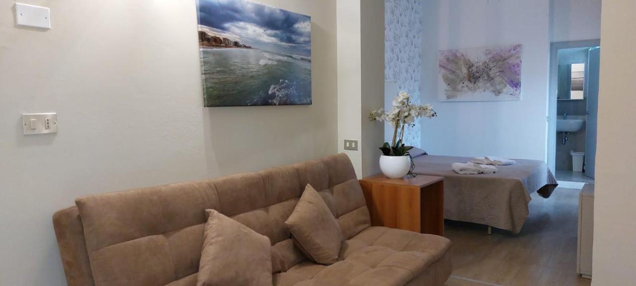 Hotel Ermeti B&B Brunch Riccione Exterior foto